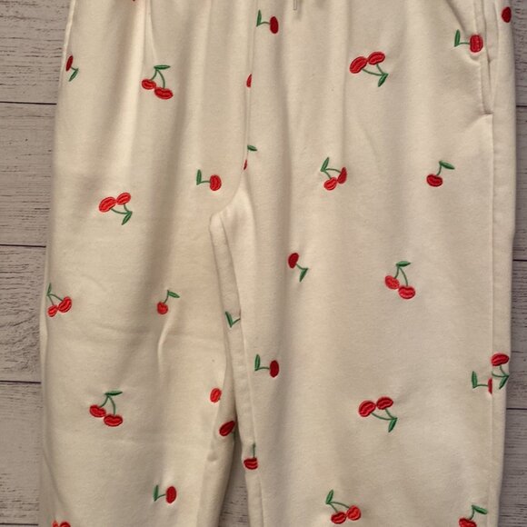 Vinyl Icons from TJ Maxx Embroidered Cherry Cherries Sweatshirt Sweatpants Set - Picture 4 of 13